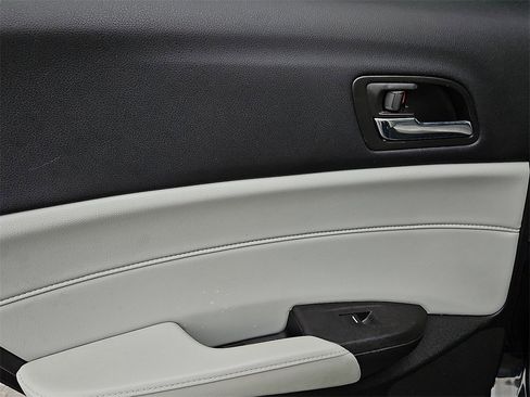 Used 2016 Acura ILX image 16