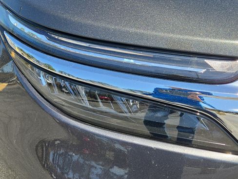 Used 2022 Chevrolet Equinox LT image 5