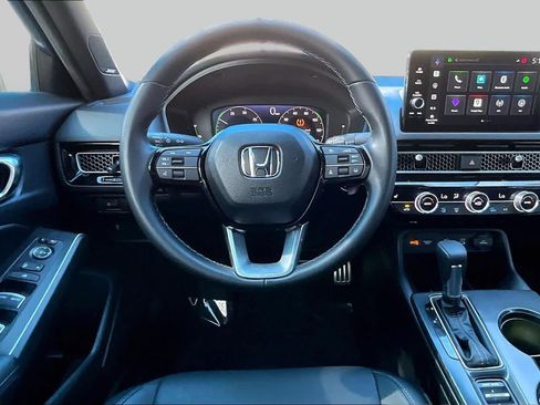 Used 2025 Honda Civic Sport Touring image 6
