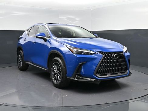 Used 2025 Lexus NX 250 250 Base image 9