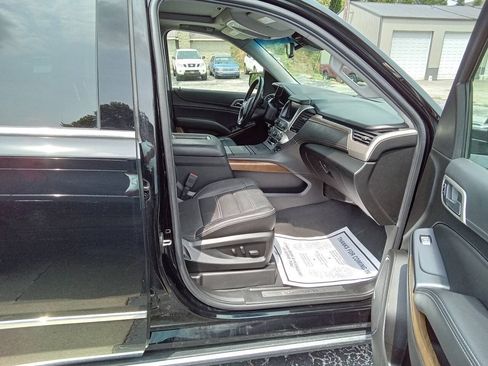 Used 2020 GMC Yukon Denali w/ Open Road Package AWD/4WD image 3