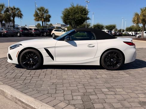 Used 2024 BMW Z4 sDrive30i w/ Premium Package RWD image 10