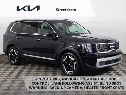 Used 2024 Kia Telluride S w/ S Sunroof Package