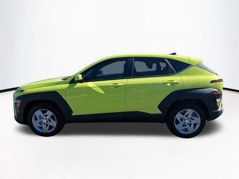 New 2026 Hyundai Kona SE image 8