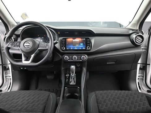Used 2023 Nissan Kicks SV FWD image 29