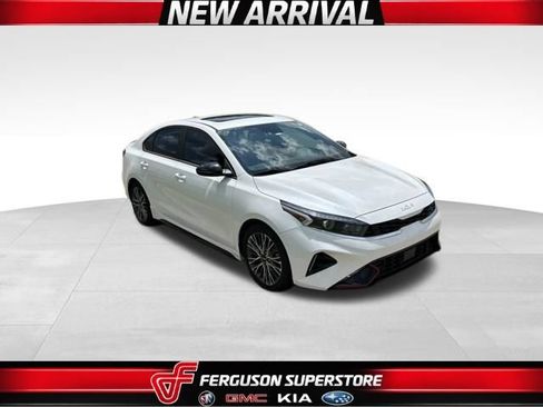 Used 2022 Kia Forte GT-Line w/ GT-Line Premium Package FWD image 1