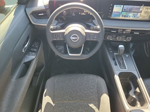 Certified 2025 Nissan Kicks SV FWD image 14