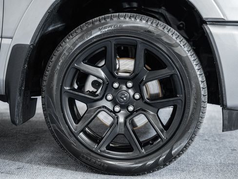 Used 2025 RAM 1500 Laramie w/ Night Edition image 23