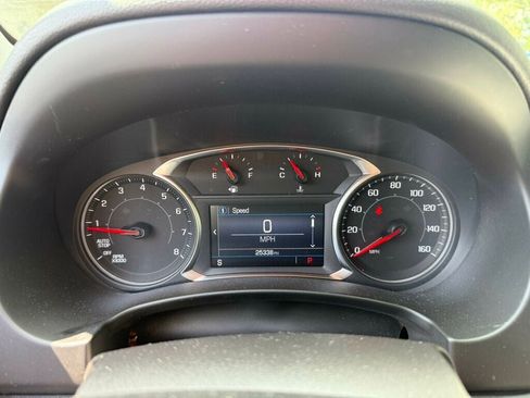 Used 2024 GMC Terrain SLE image 5
