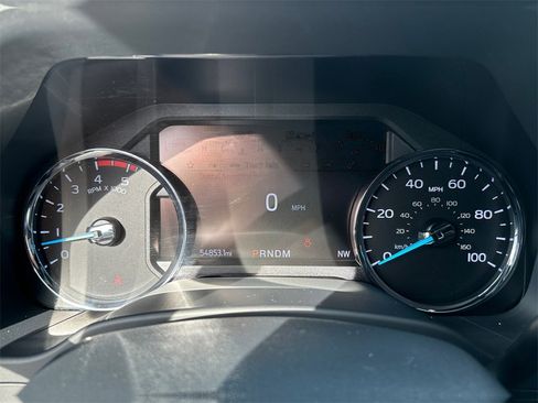 Used 2022 Ford F250 Platinum w/ FX4 Off-Road Package image 29