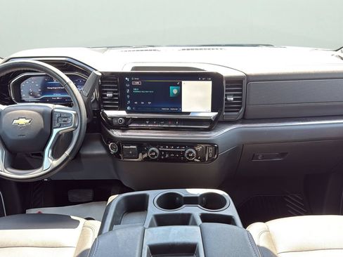 Used 2024 Chevrolet Silverado 2500 LTZ AWD/4WD image 21