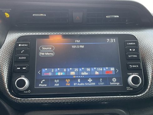 Used 2024 Nissan Kicks SV image 11