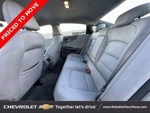 Used 2022 Chevrolet Malibu LT image 27