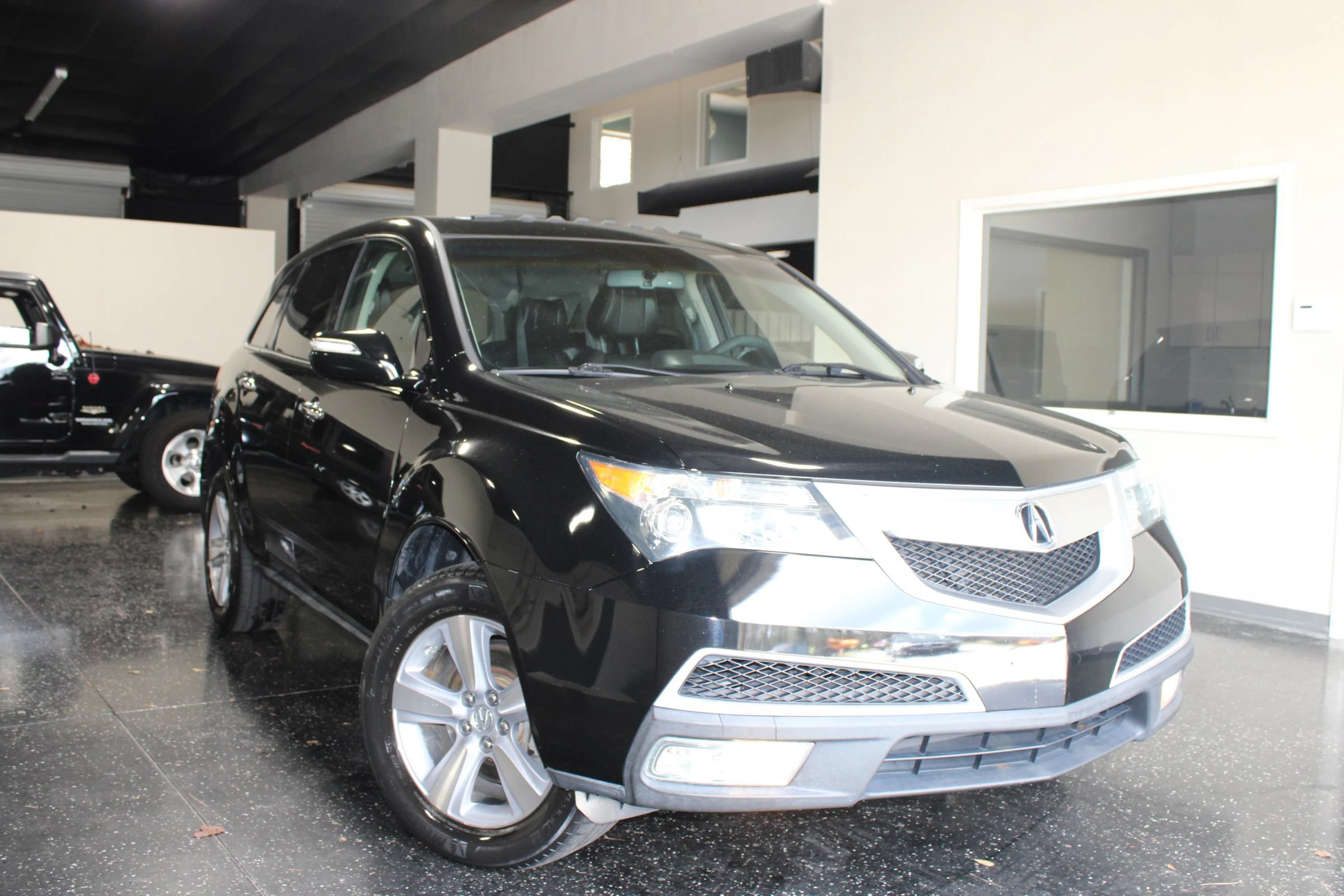 Used 2011 Acura MDX w/ Technology Package AWD/4WD image 1