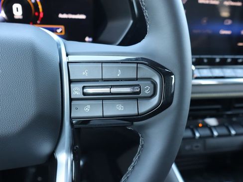 New 2026 Chevrolet Colorado ZR2 w/ ZR2 Bison Edition AWD/4WD image 9