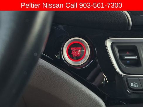 Used 2019 Honda Pilot Touring image 43