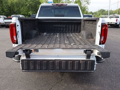 Used 2022 GMC Sierra 2500 AT4 w/ AT4 Premium Plus Package AWD/4WD image 38