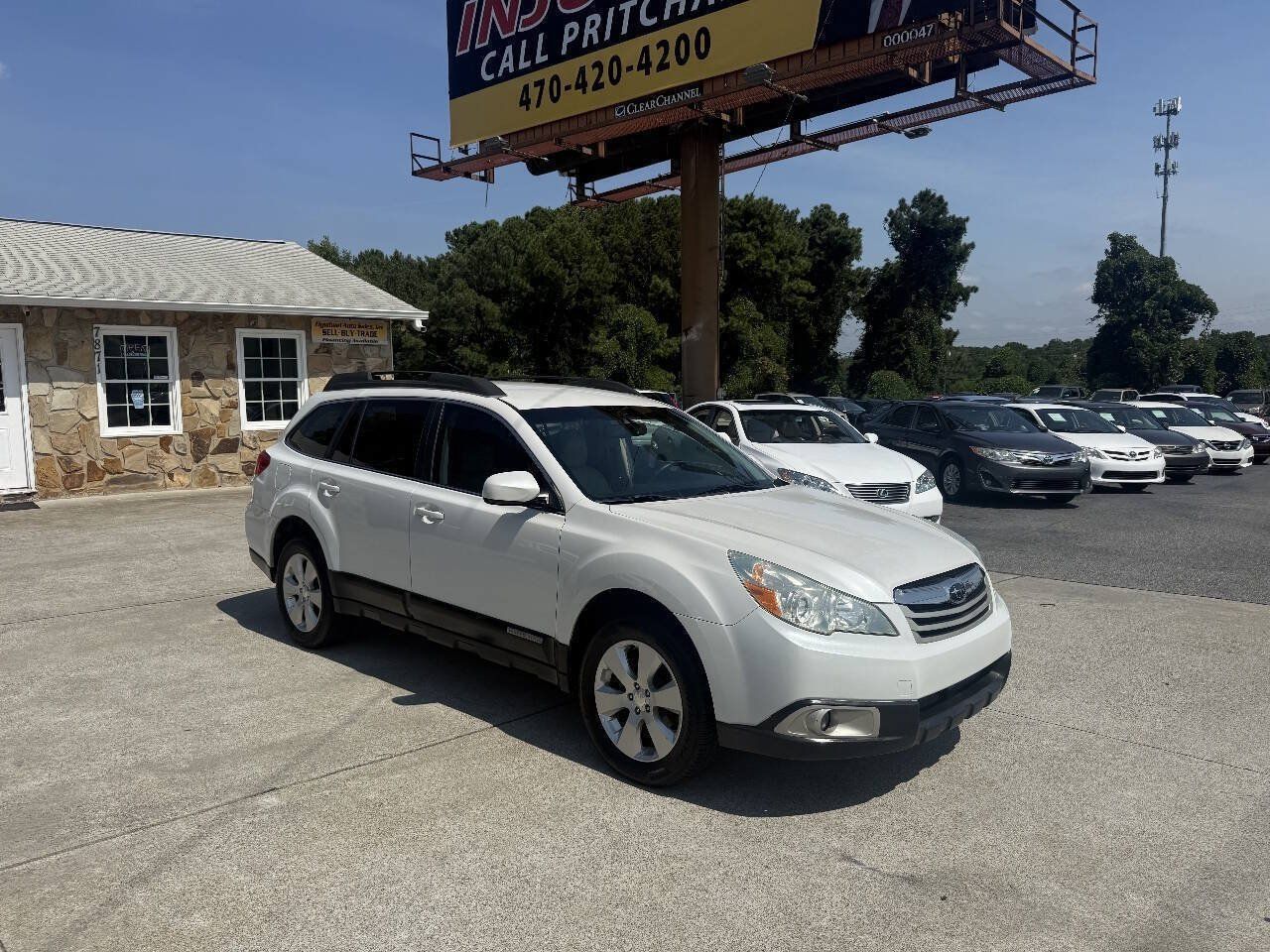 Used 2010 Subaru Outback 2.5i Premium w/ Popular Equipment Group 1A AWD/4WD image 9