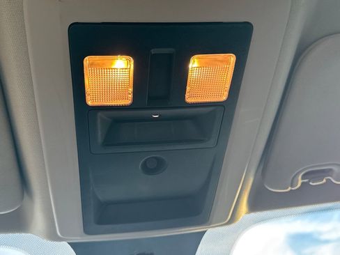 Used 2024 RAM 1500 Classic SLT image 28