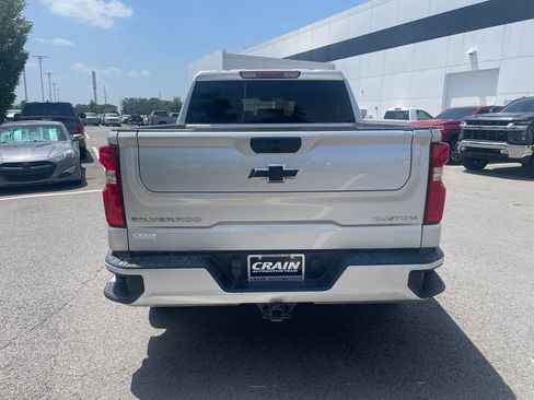 Used 2022 Chevrolet Silverado 1500 Custom AWD/4WD image 6