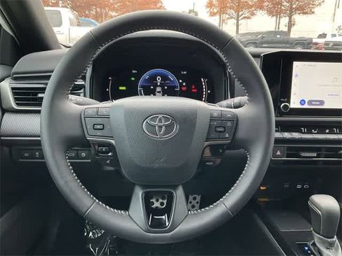 Certified 2025 Toyota Camry SE image 19
