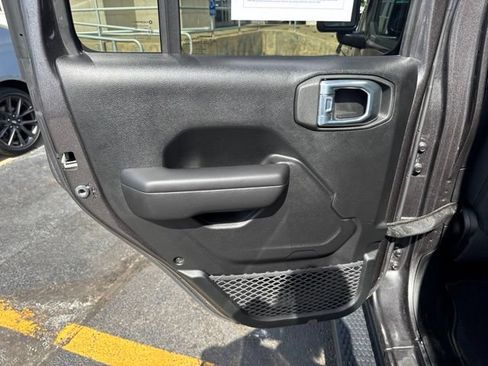 Used 2021 Jeep Wrangler Unlimited Sport AWD/4WD image 16