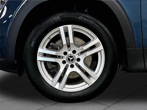 Used 2023 Mercedes-Benz GLB 250 4MATIC image 11