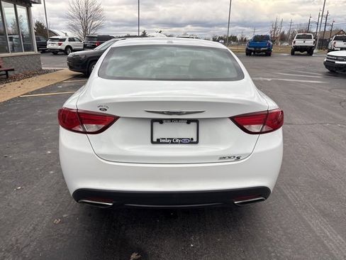 Used 2015 Chrysler 200 S w/ Comfort Group image 12