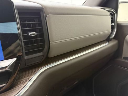 Used 2022 Chevrolet Silverado 1500 LT w/ Protection Package RWD image 21