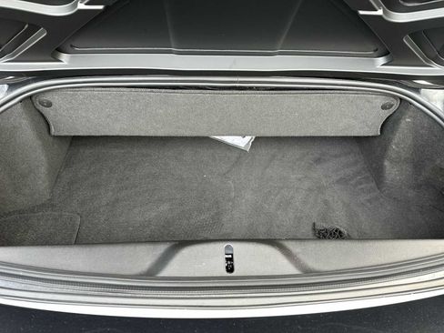 Used 2015 Chevrolet Corvette Z06 w/ 3LZ Preferred Equipment Group image 25