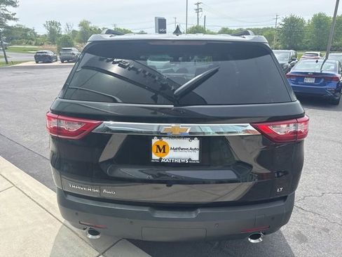Used 2020 Chevrolet Traverse LT w/ LT Premium Package AWD/4WD image 8