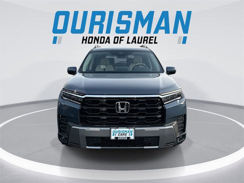 New 2026 Honda Pilot Touring image 3