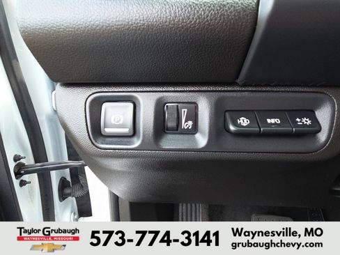 Used 2023 GMC Acadia Denali FWD image 20