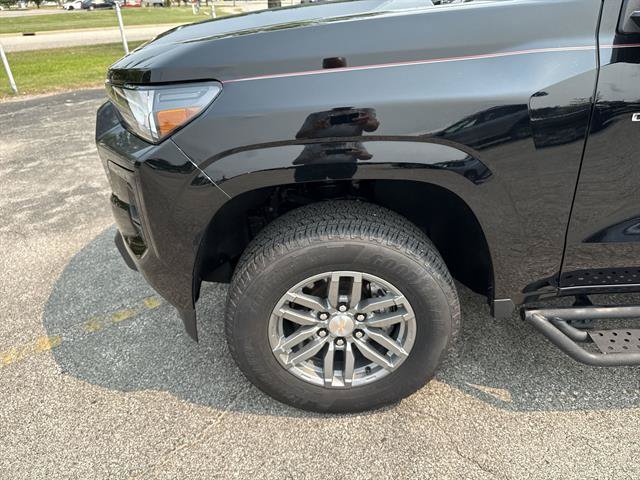 Certified 2024 Chevrolet Colorado LT w/ LT Convenience Package AWD/4WD image 19