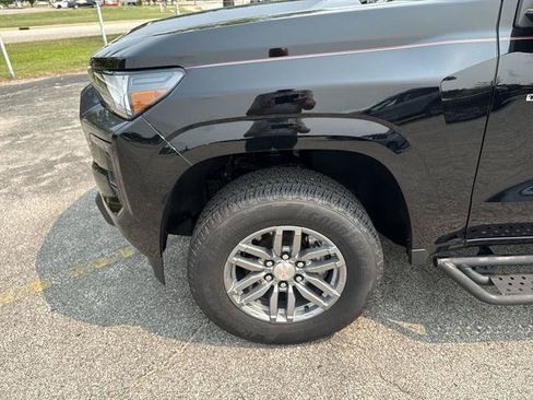 Certified 2024 Chevrolet Colorado LT w/ LT Convenience Package AWD/4WD image 19