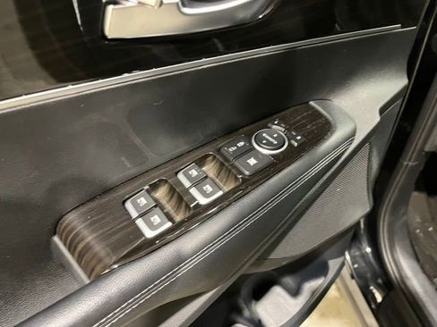 Used 2020 Kia Sorento S image 39