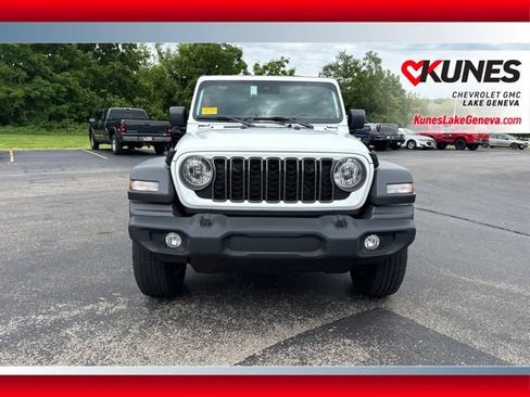 Used 2025 Jeep Wrangler Unlimited Sport AWD/4WD image 12
