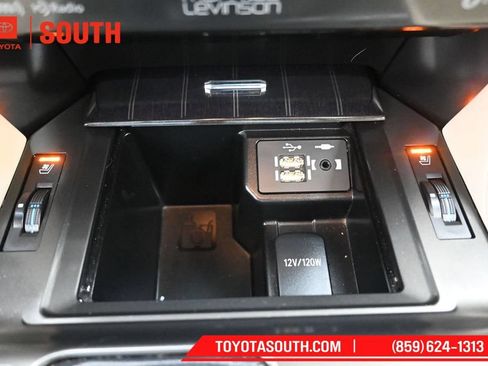 Used 2023 Lexus GX 460 Premium AWD/4WD image 20