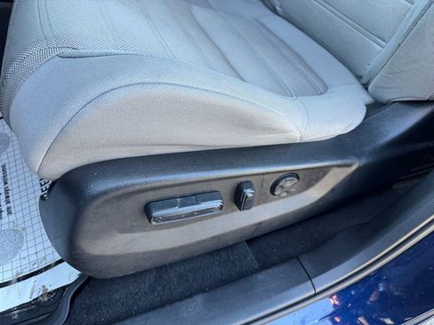 Used 2017 Honda CR-V EX image 26