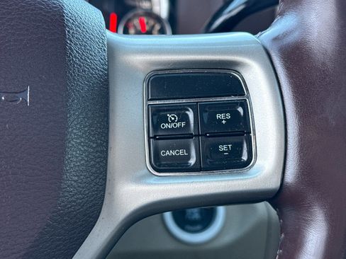 Used 2014 RAM 3500 Laramie w/ Cold Weather Group image 28