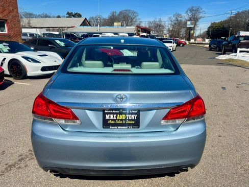 Used 2011 Toyota Avalon Limited image 7
