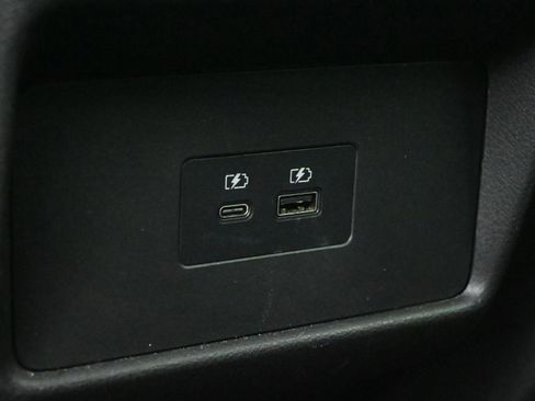 Used 2023 Nissan Rogue SV AWD/4WD image 14