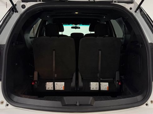 Used 2016 Ford Explorer XLT FWD image 24