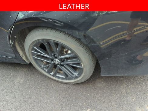Used 2025 Toyota Camry SE FWD image 5