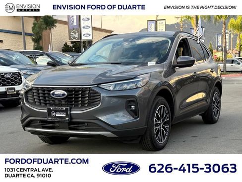 New 2025 Ford Escape SE image 4