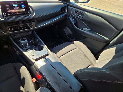 Used 2024 Nissan Rogue S FWD image 17
