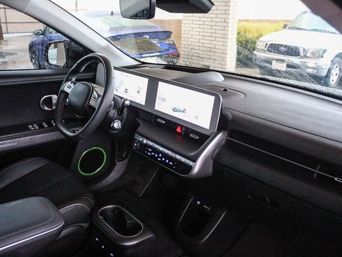 Certified 2022 Hyundai Ioniq 5 Limited image 21