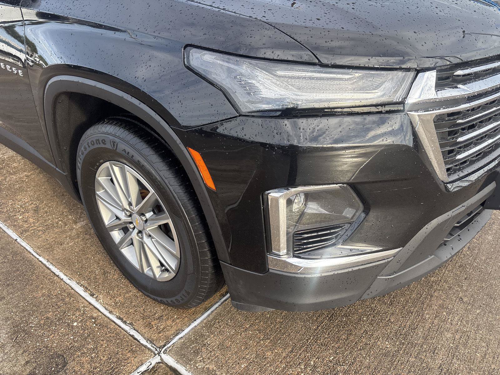 Used 2023 Chevrolet Traverse LT AWD/4WD image 5