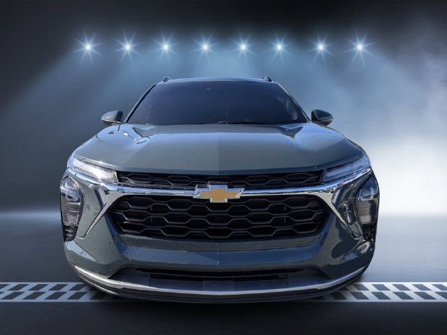 Used 2025 Chevrolet Trax LT w/ Driver Confidence Package FWD image 7