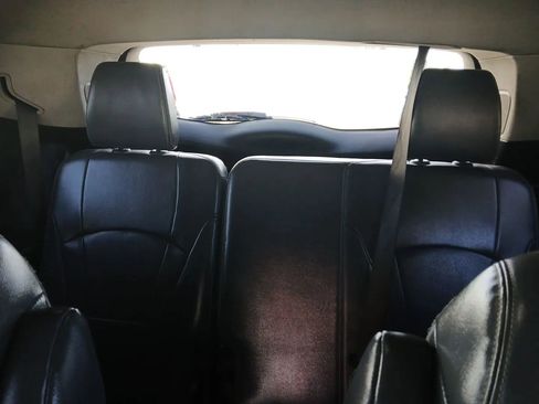 Used 2018 Buick Enclave Premium image 13